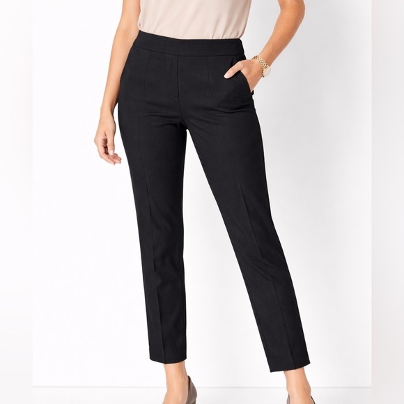 Alfani Pants - Alfani Women’s Black Ankle Pants Size 8 Comfort Waist NWT